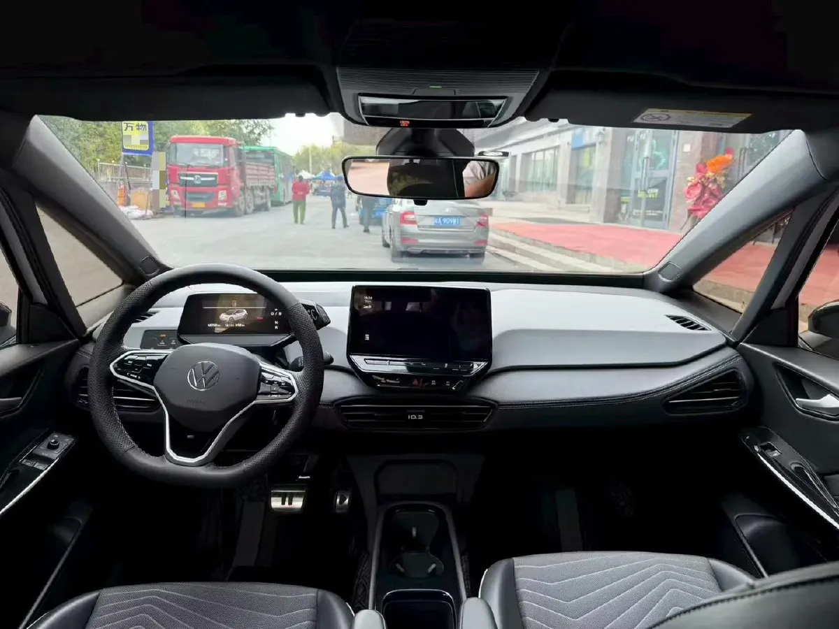2024 Volkswagen ID.3 BEV 52.8KWH,autocango,china used car exporter,china ev exporter,chinese used car exporter,chinese used ev exporter