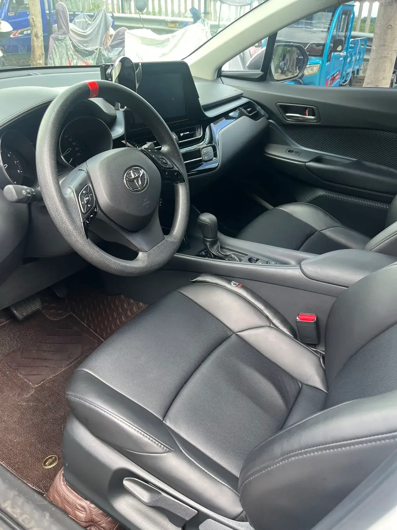 2022 TOYOTA IZOA thumbnail 4