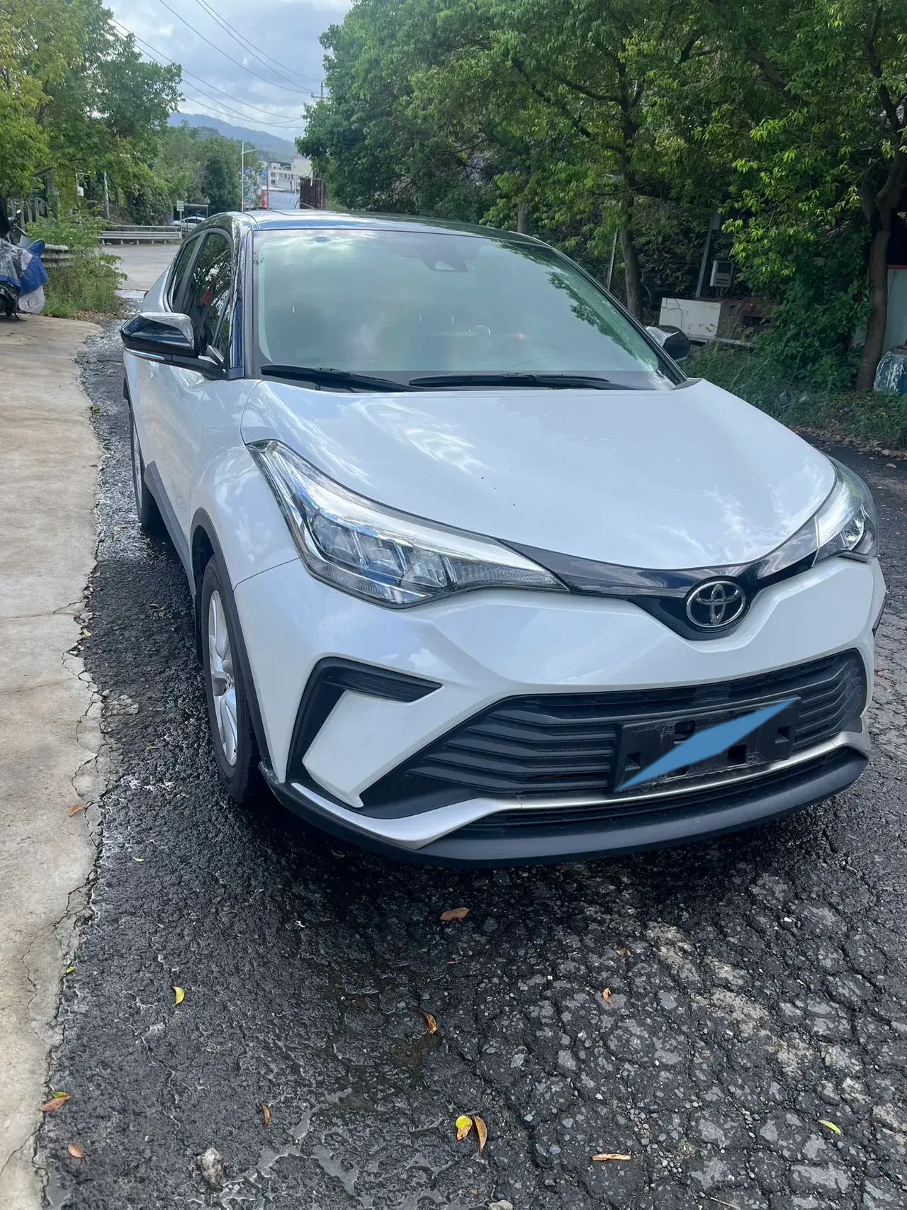 2022 TOYOTA IZOA thumbnail 3