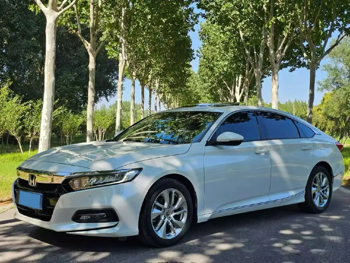 2018 Honda Accord 1.5T 194HP L4 CVT