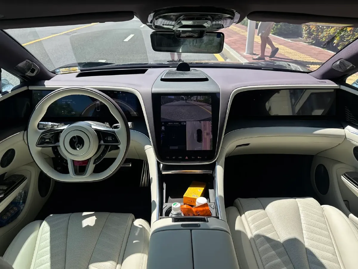 2025 YangWang U7 2.0T 245HP H4 E-CVT PHEV 52.4KWH,autocango,china used car exporter,china ev exporter,chinese used car exporter,chinese used ev exporter