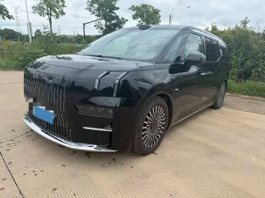 2024 Zeekr 009 BEV 108KWH