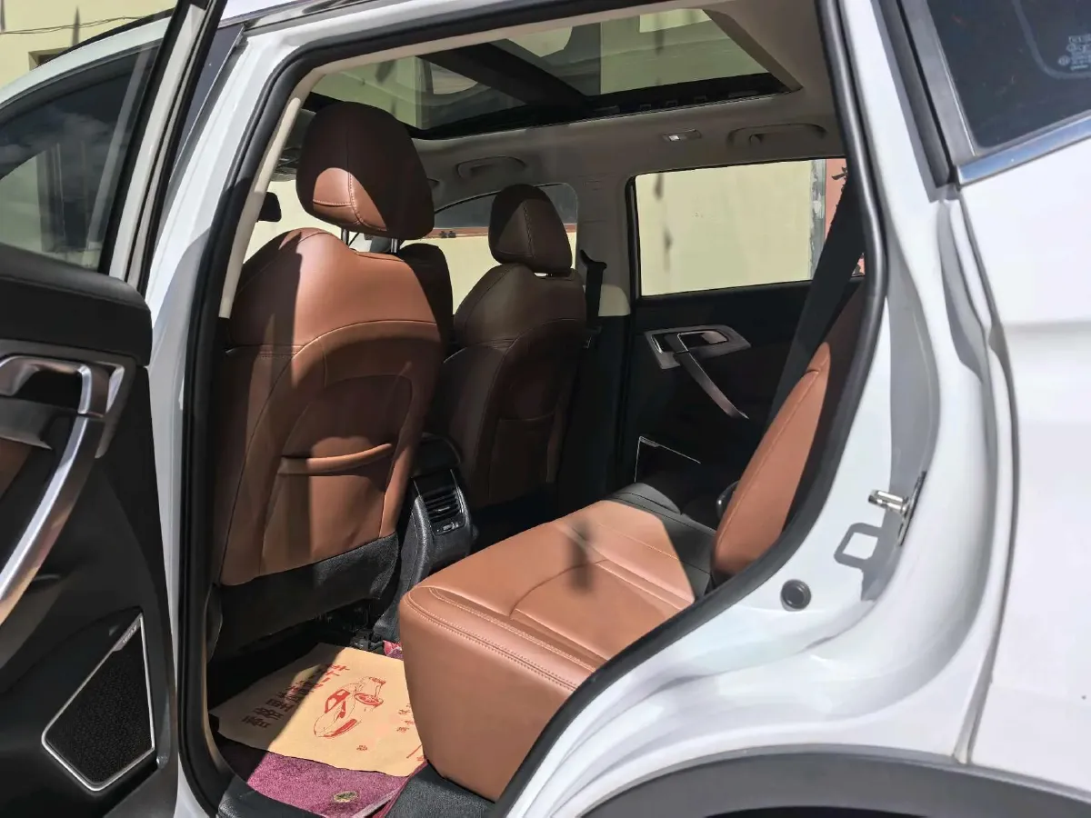 2021 Geely Azkarra 1.8T 184HP L4 7DCT,autocango,china used car exporter,china ev exporter,chinese used car exporter,chinese used ev exporter