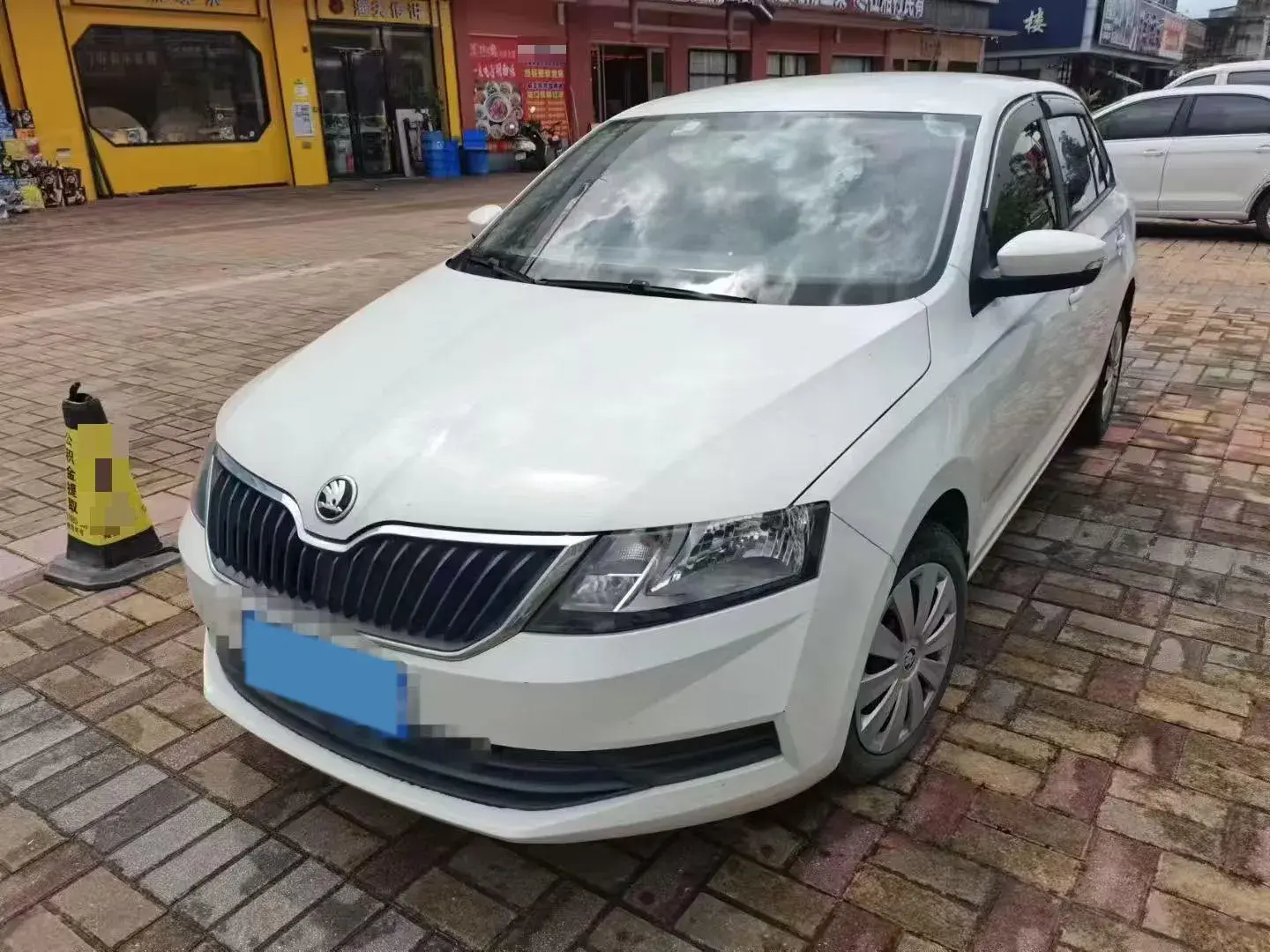 2018 SKODA RAPID view 1