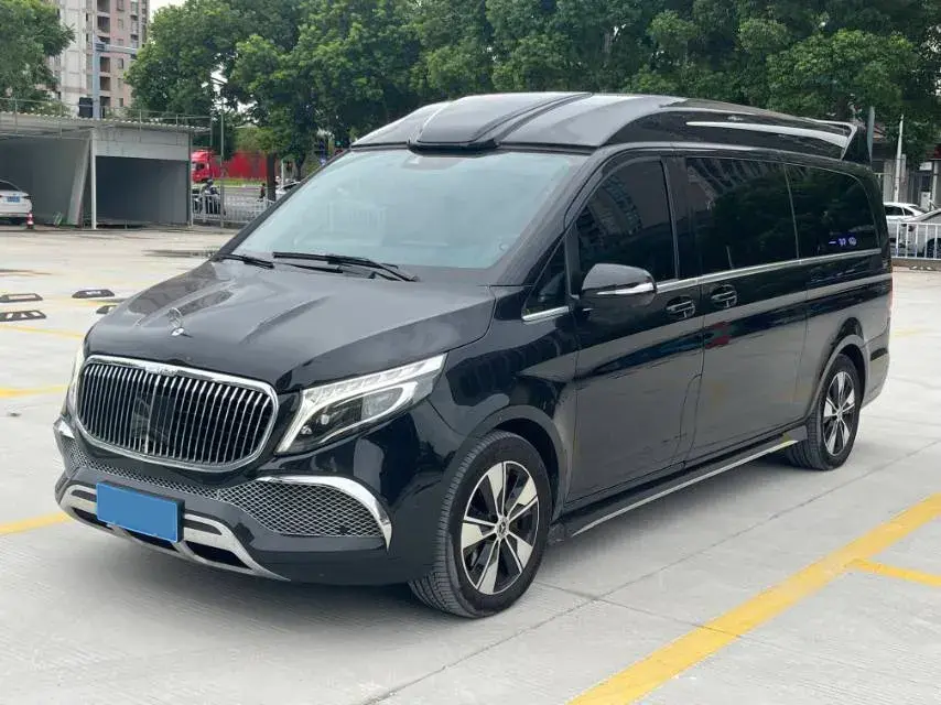 2022 Mercedes-Benz V Class 2.0T 211HP L4 9AT