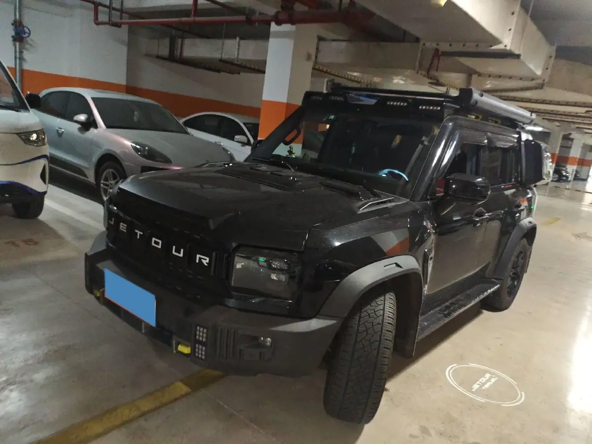 2023 Jetour Traveller 2.0T 254HP L4 7DCT