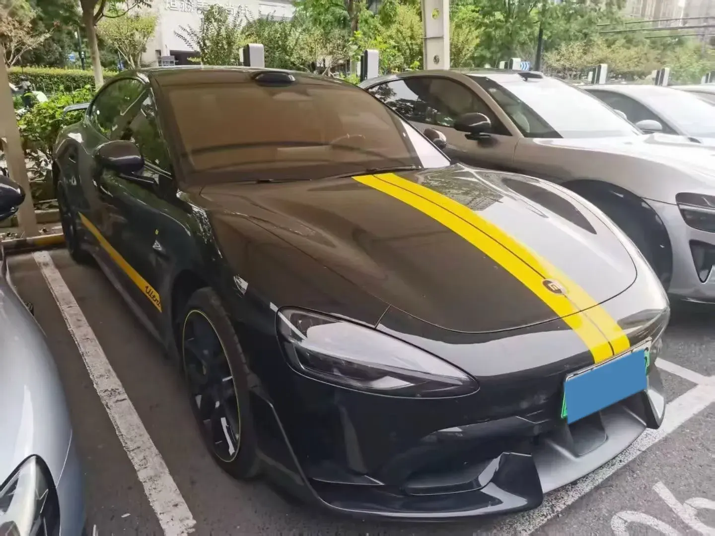 2025 MI SU7 thumbnail 3