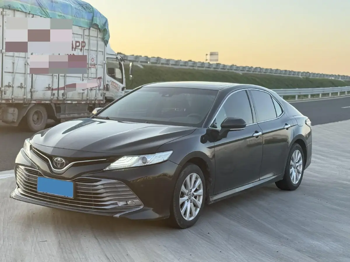 2019 Toyota Camry 2.0L 178HP L4 CVT