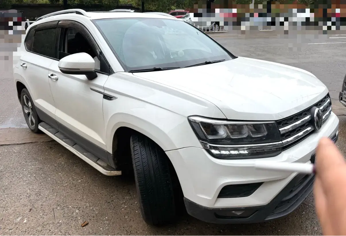 2019 VOLKSWAGEN THARU thumbnail 2