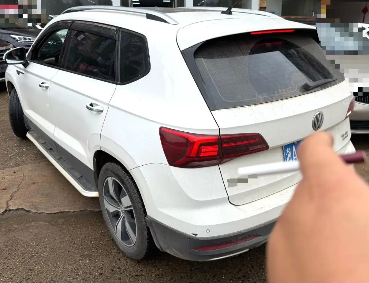 2019 VOLKSWAGEN THARU thumbnail 3