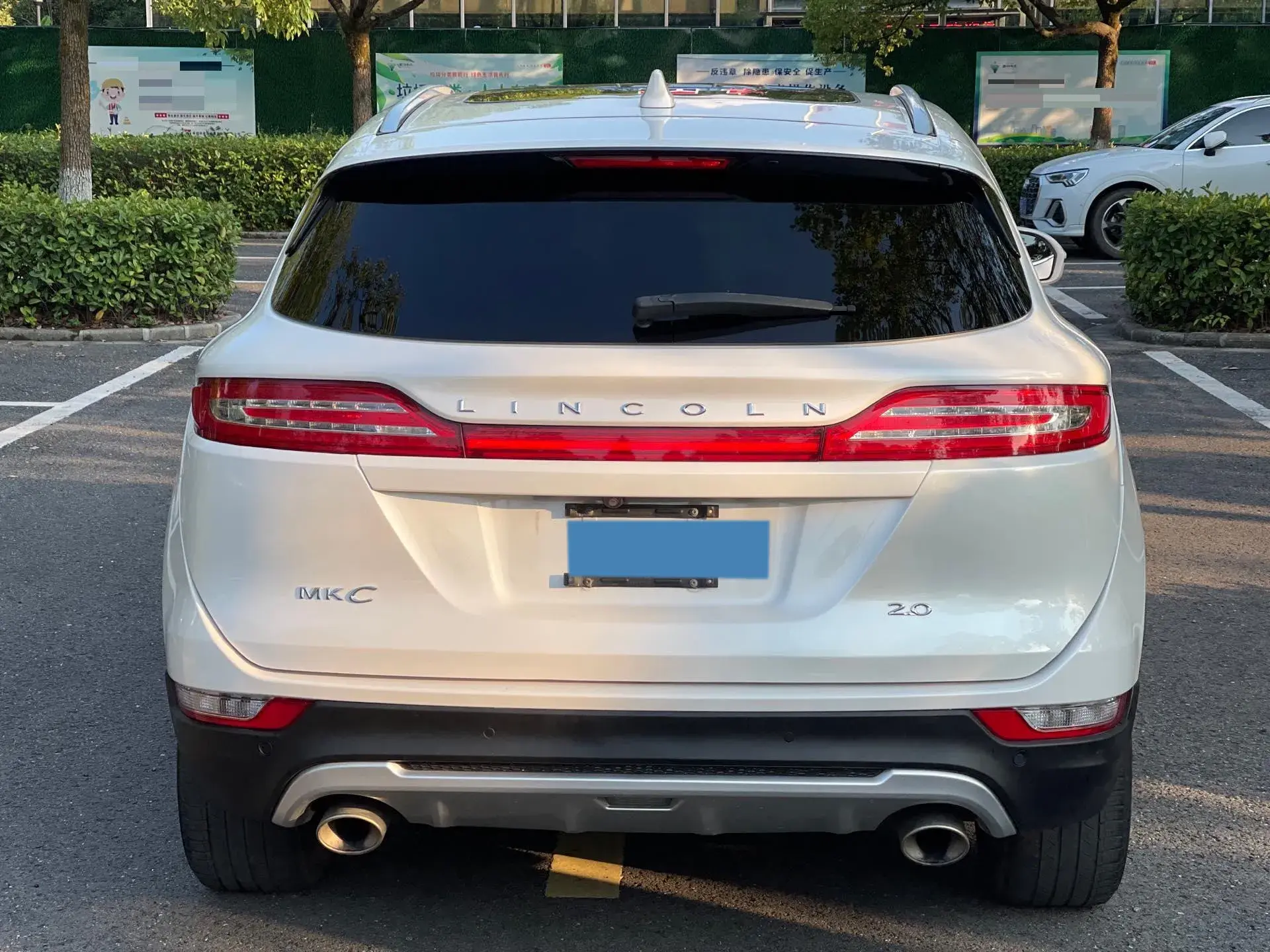 2018 LINCOLN MKC thumbnail 3