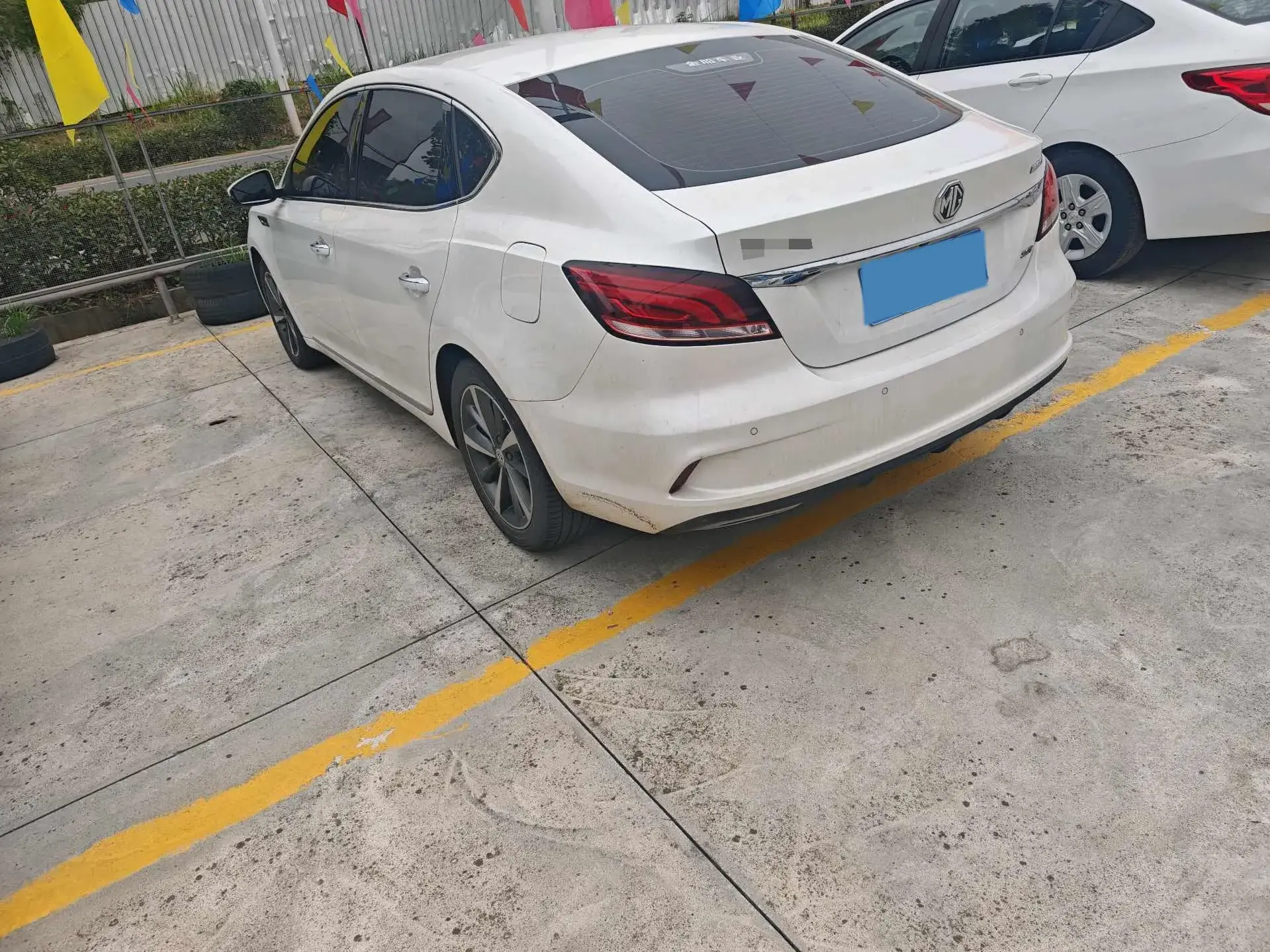 2019 MG MG6 thumbnail 4