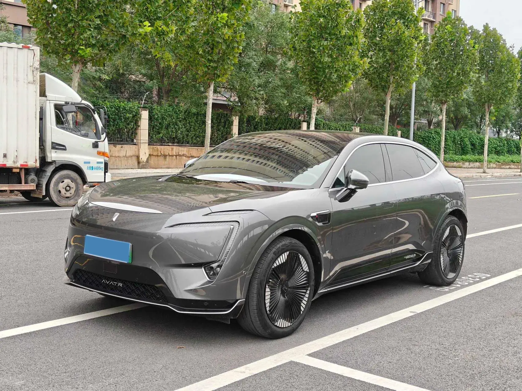 2023 AVATR 11 view 1