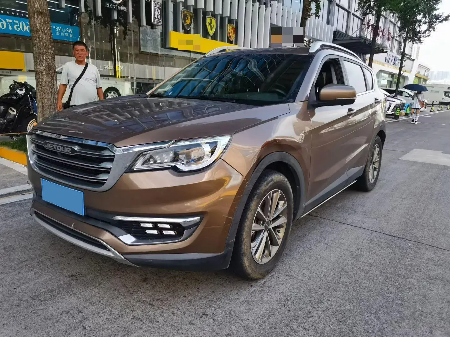 2018 JETOUR X70 view 1