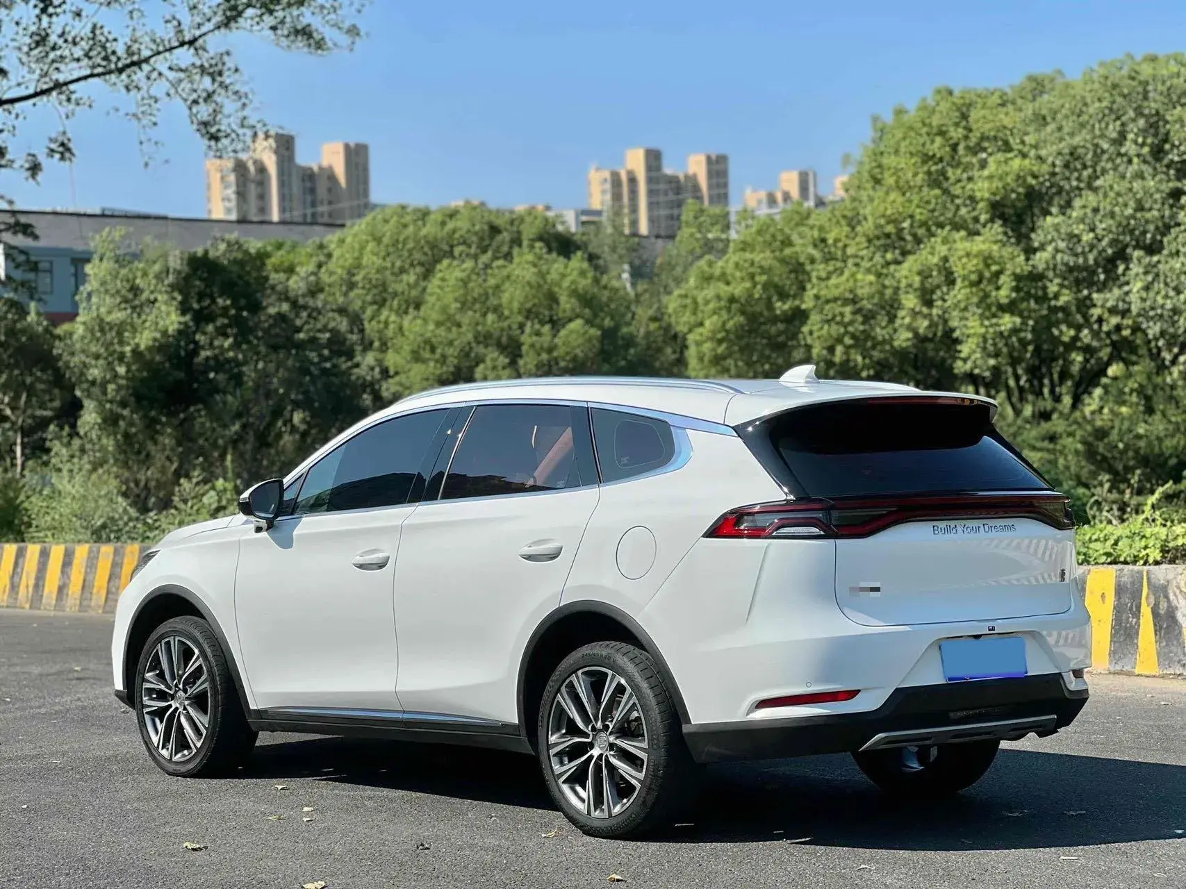 2018 BYD TANG thumbnail 4