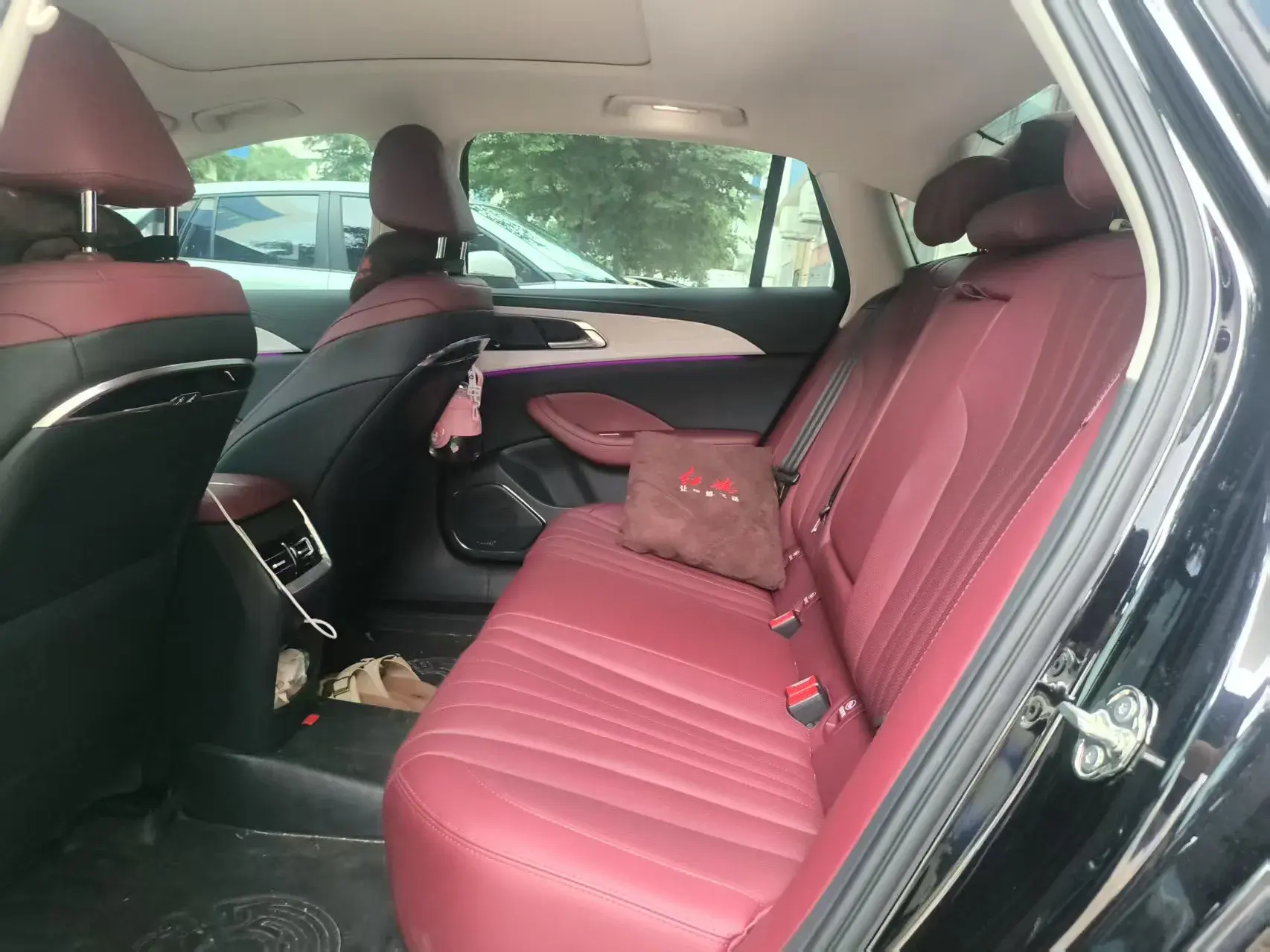 2025 HONGQI H5 thumbnail 4