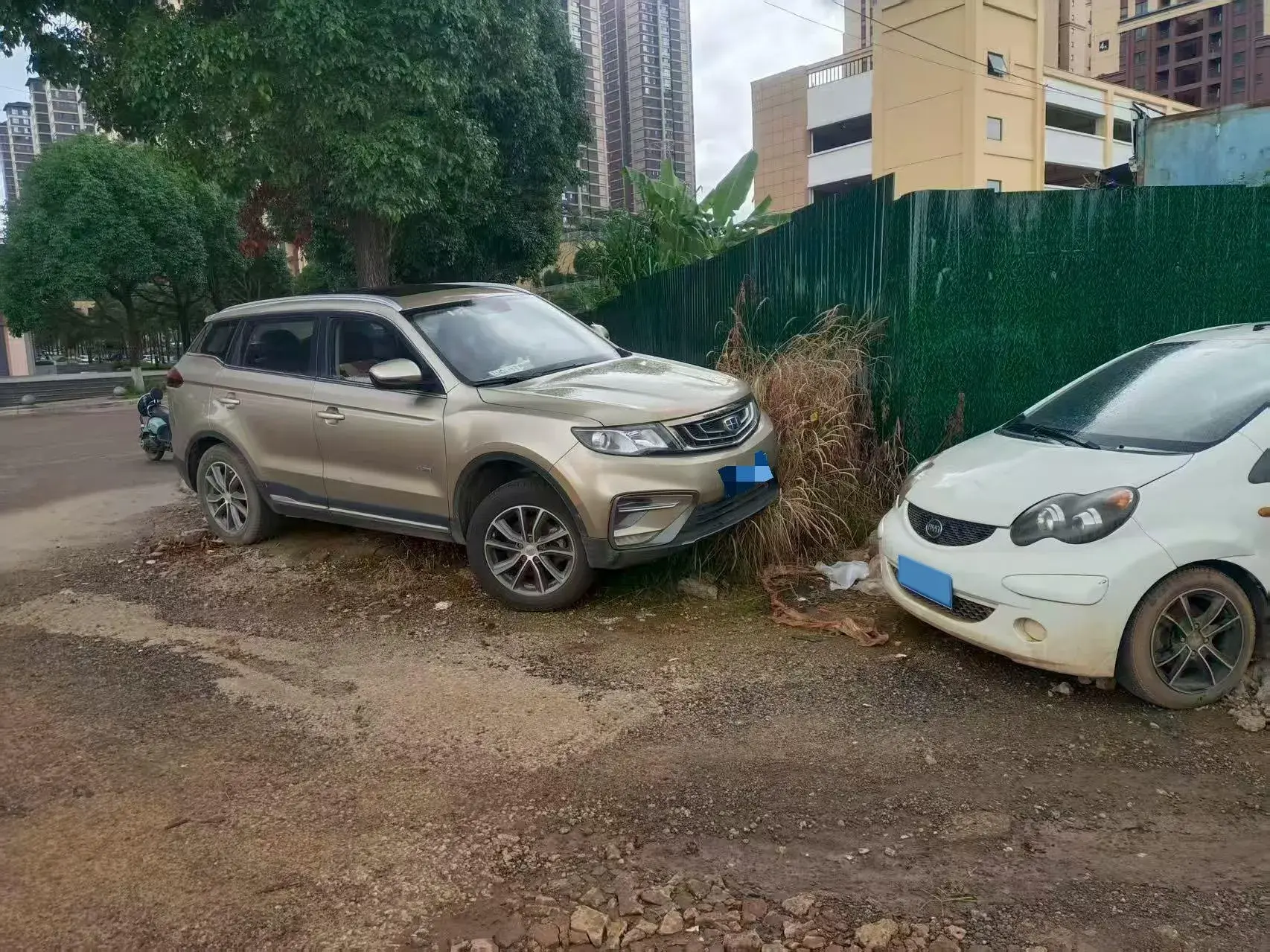 2018 GEELY AZKARRA thumbnail 3