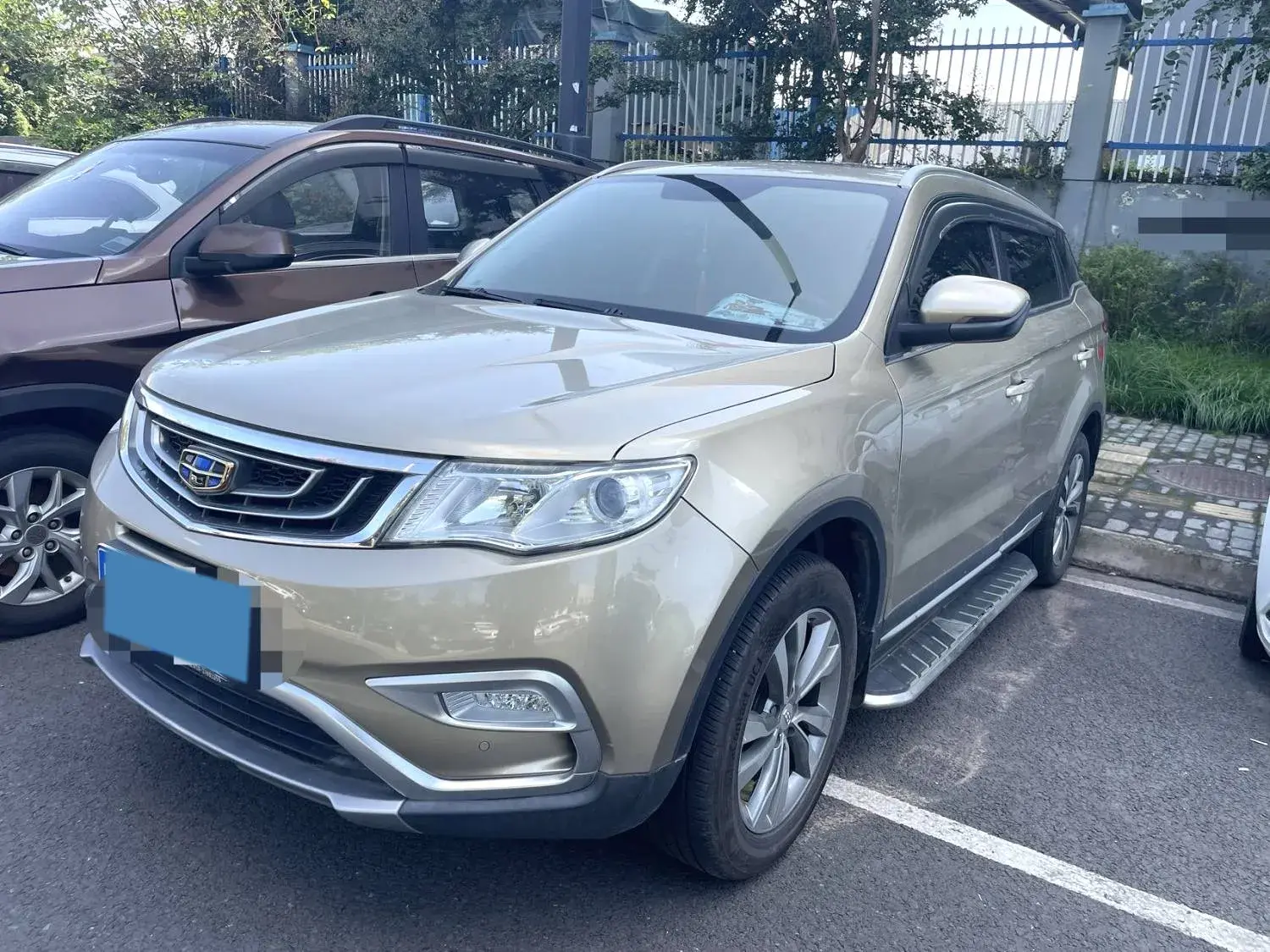 2018 GEELY AZKARRA view 1