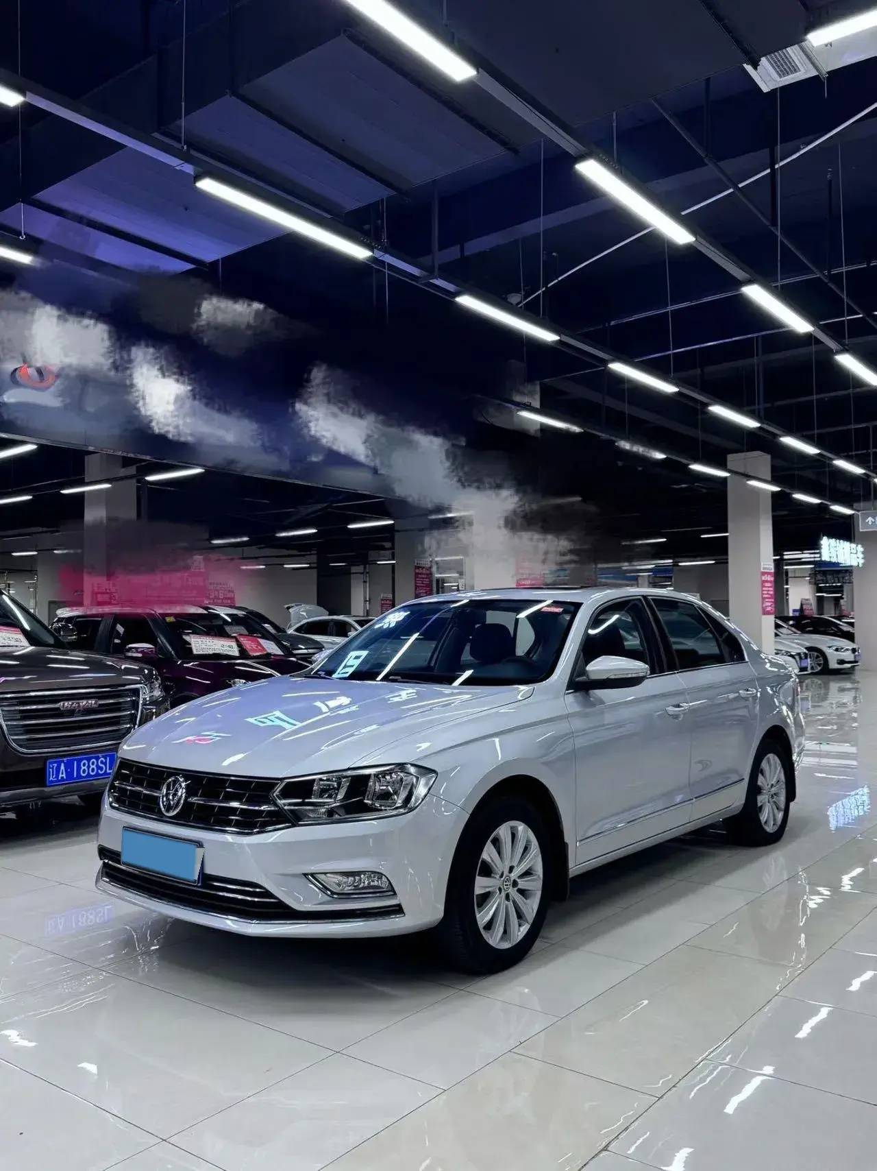 2018 VOLKSWAGEN BORA view 1