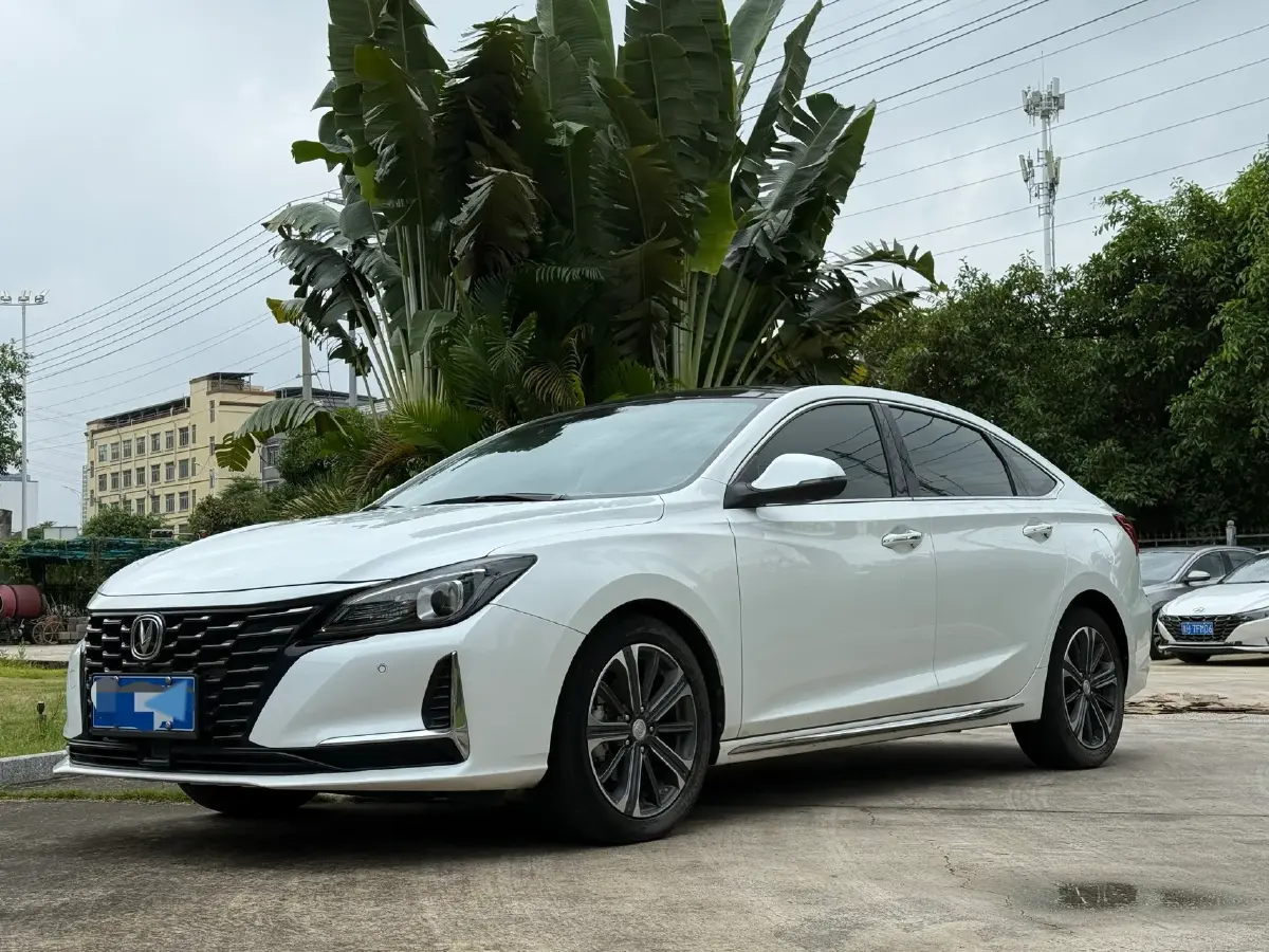 2022 ChangAn Raeton CC 1.5T 188HP L4 7DCT