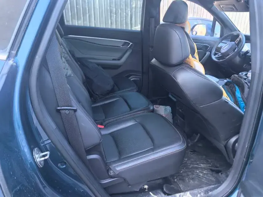 2023 GEELY STARRAY thumbnail 3