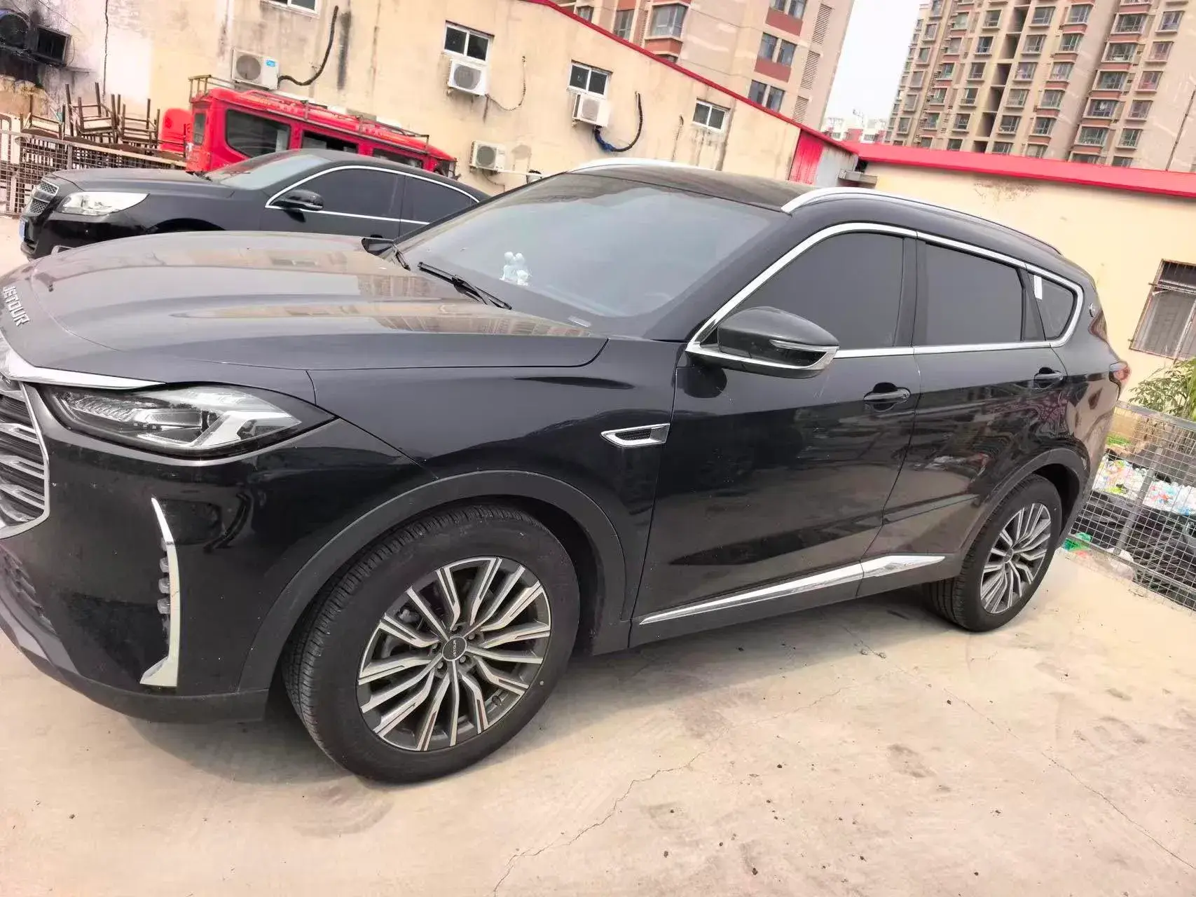 2024 JETOUR X70 view 1