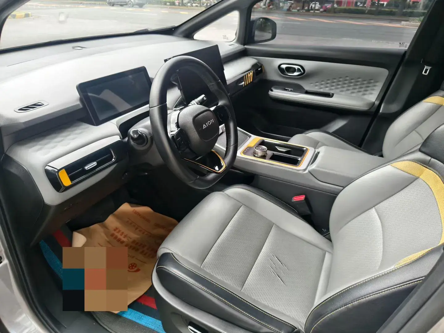 2021 AION Y thumbnail 4