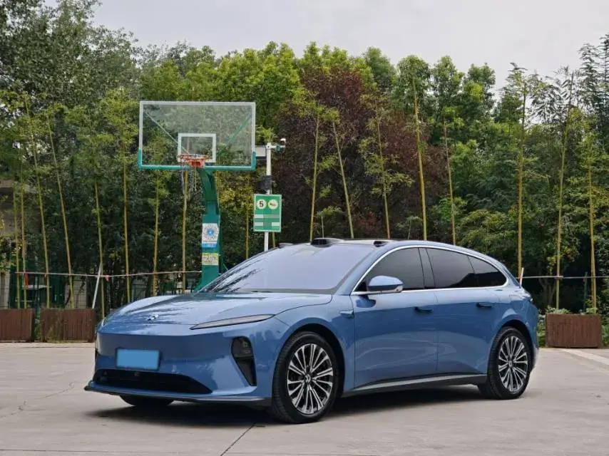 2024 NIO ET5T BEV 75KWH