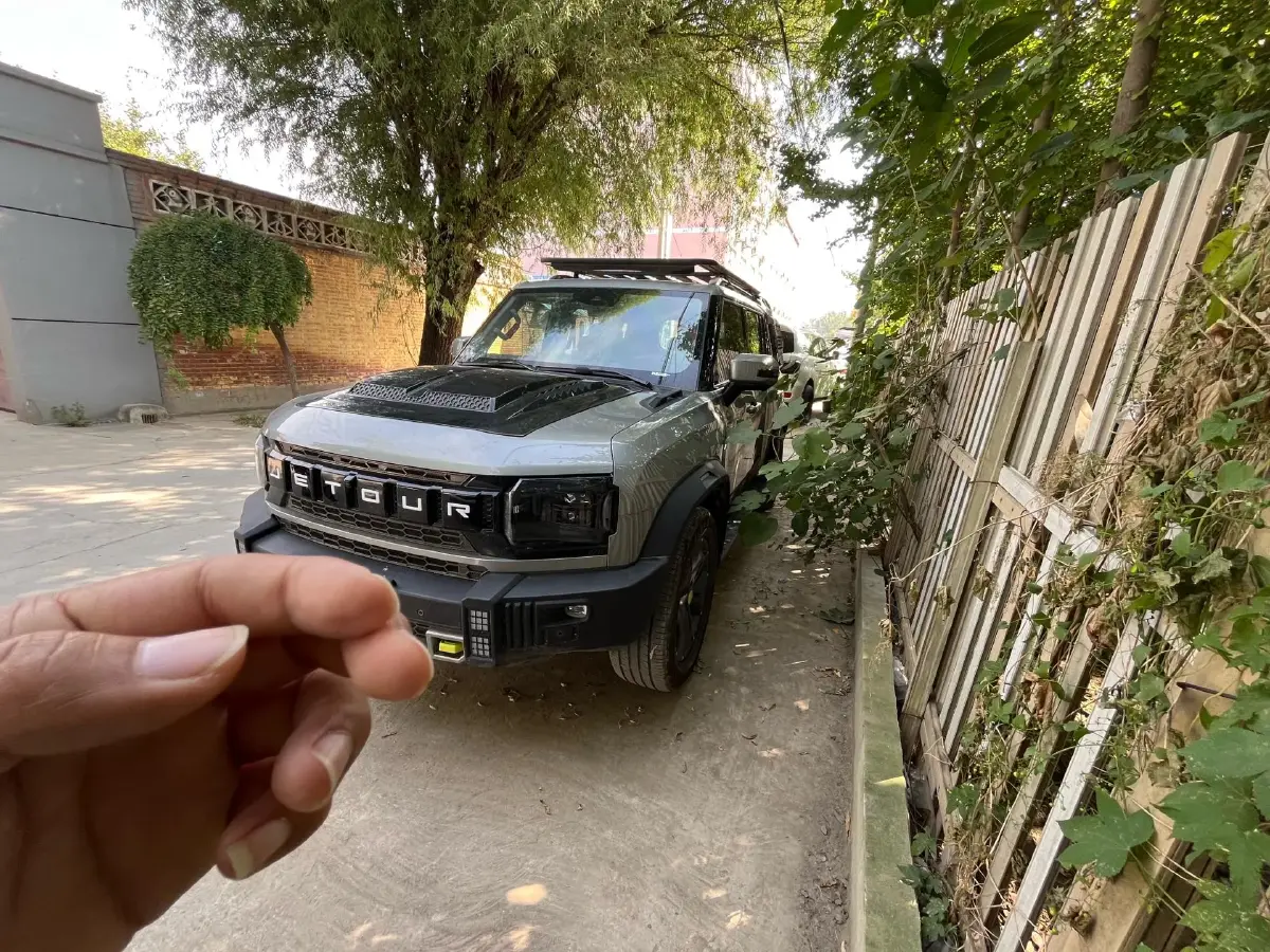 2023 Jetour Traveller 2.0T 254HP L4 7DCT