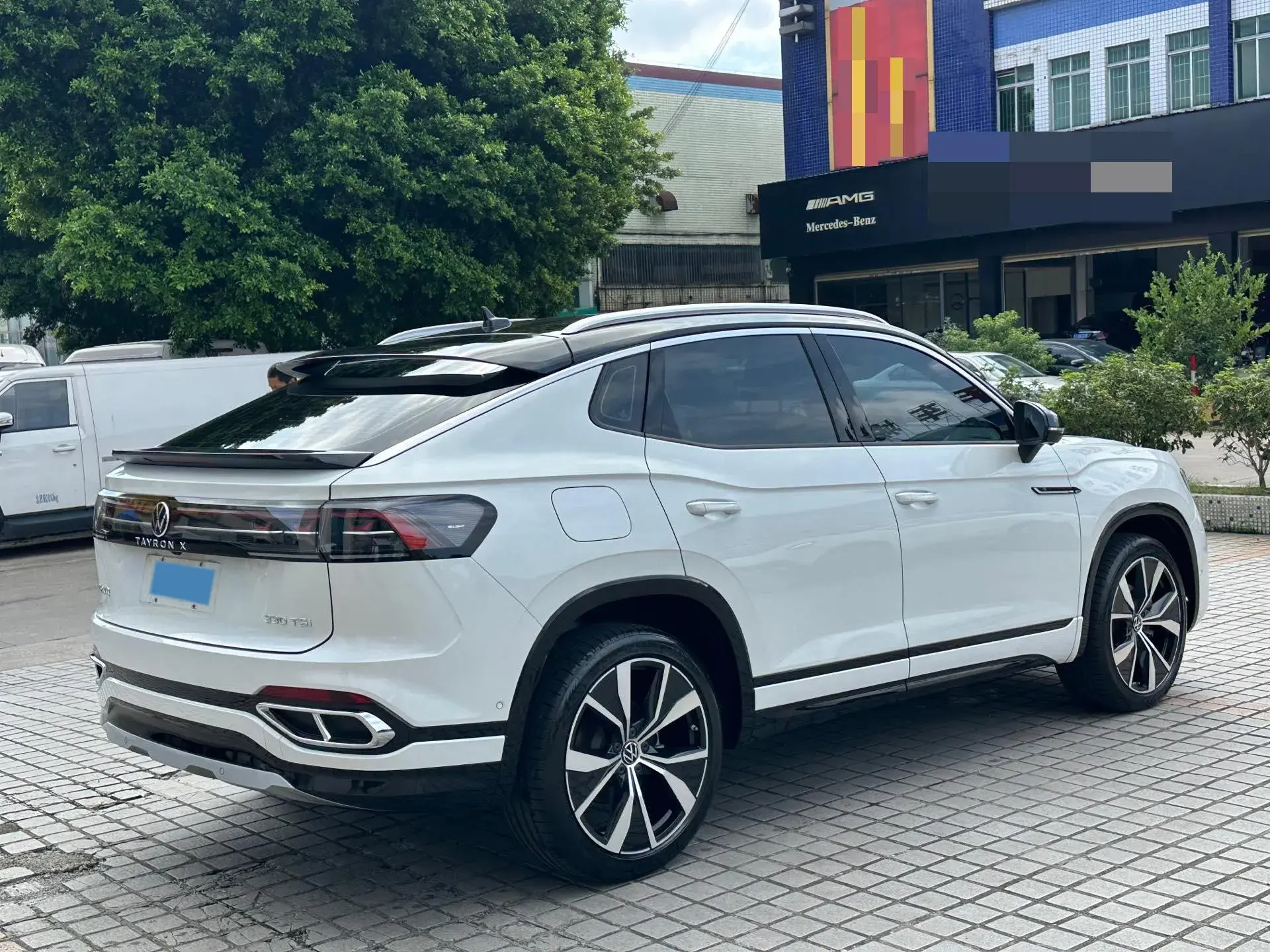 2023 VOLKSWAGEN TAYRON thumbnail 4