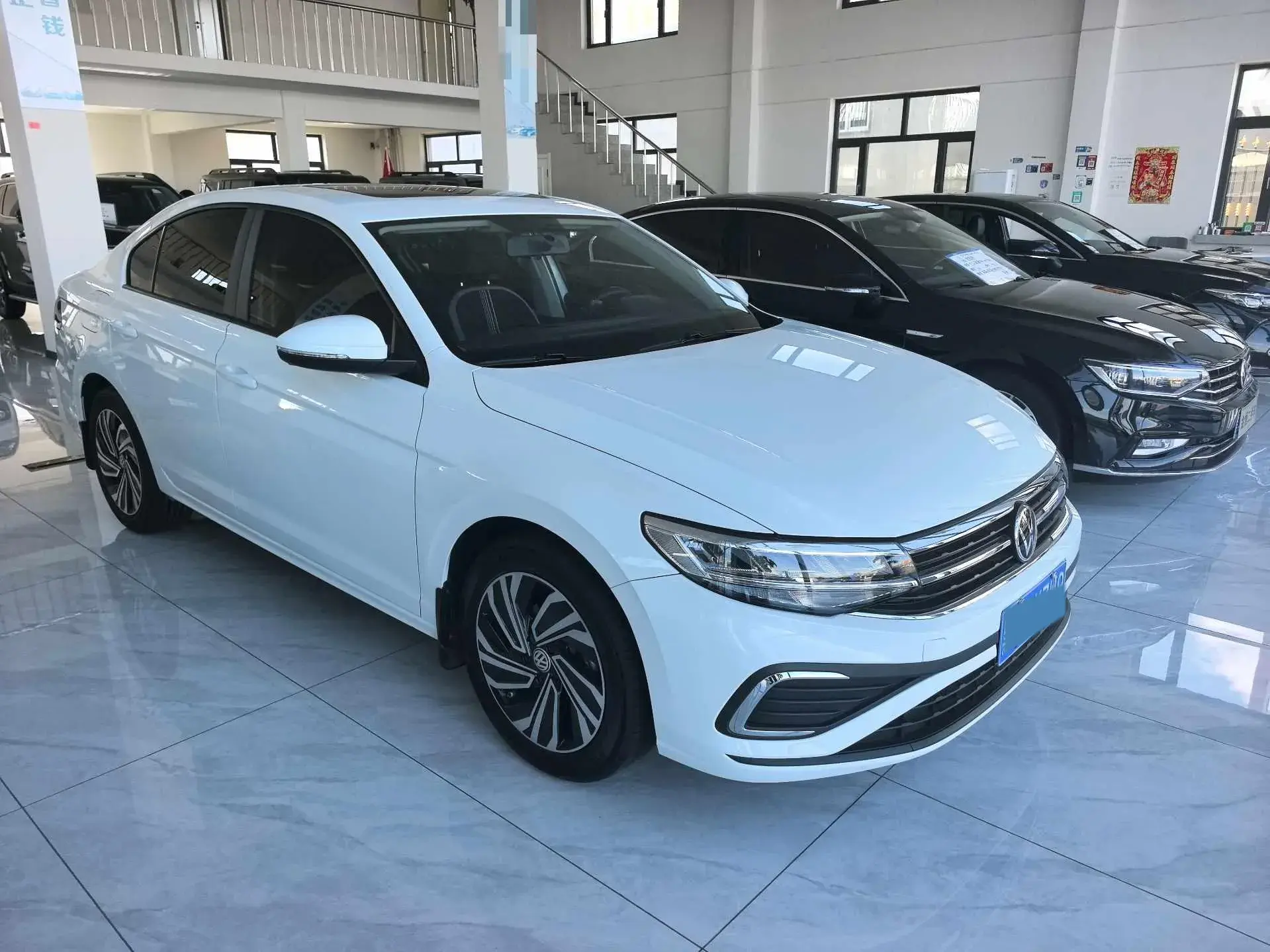 2023 VOLKSWAGEN BORA thumbnail 4