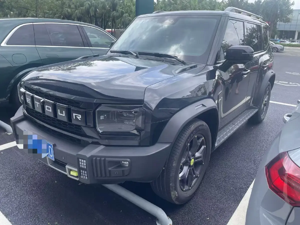 2023 Jetour Traveller 2.0T 254HP L4 7DCT