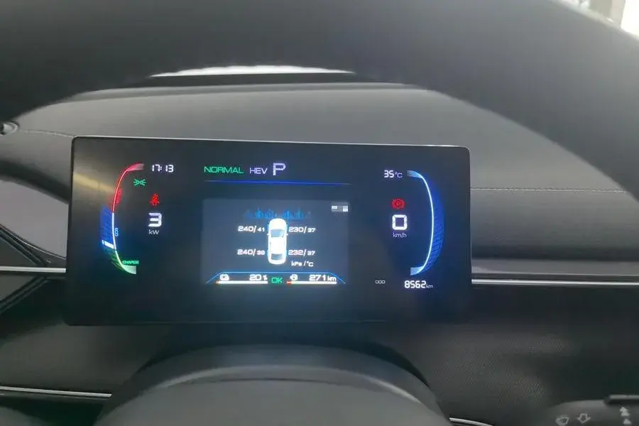 2023 BYD DESTROYER thumbnail 3