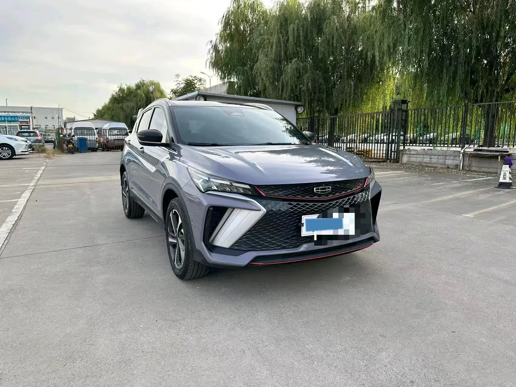 2021 GEELY COOLRAY thumbnail 2