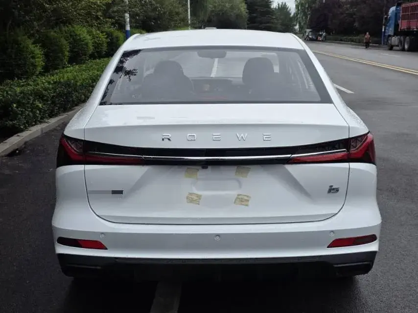 2023 ROEWE I5 thumbnail 4