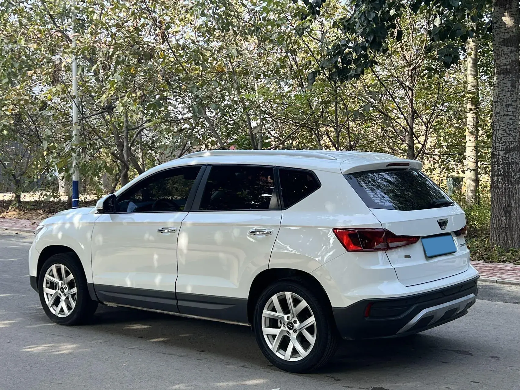 2021 JETTA VS5 thumbnail 4