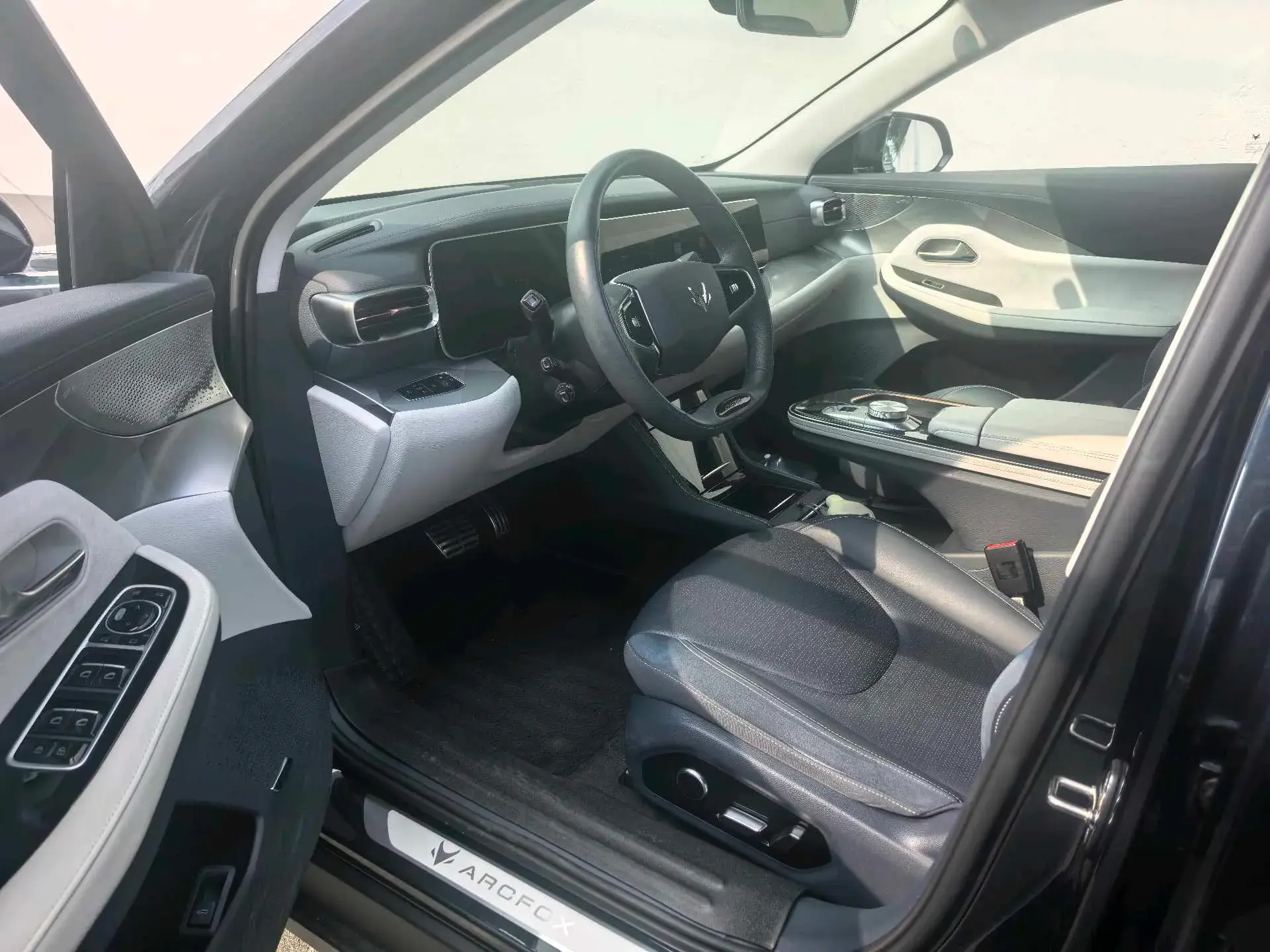 2021 ARCFOX ΑS thumbnail 2