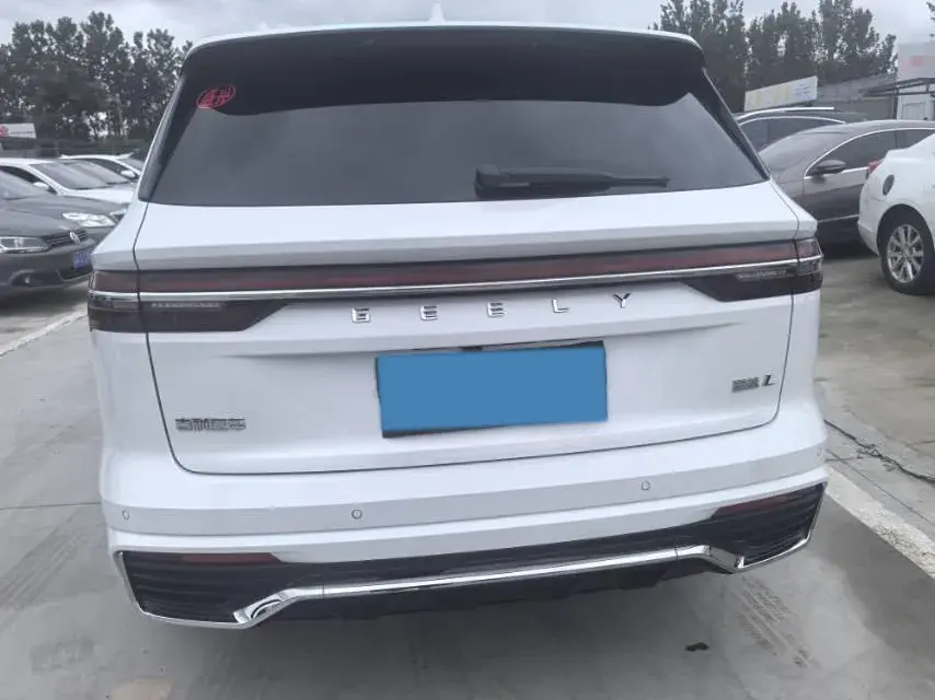 2025 GEELY MONJARO thumbnail 4