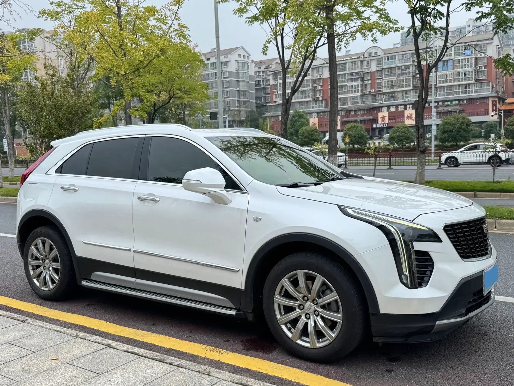 2020 CADILLAC XT4 thumbnail 3