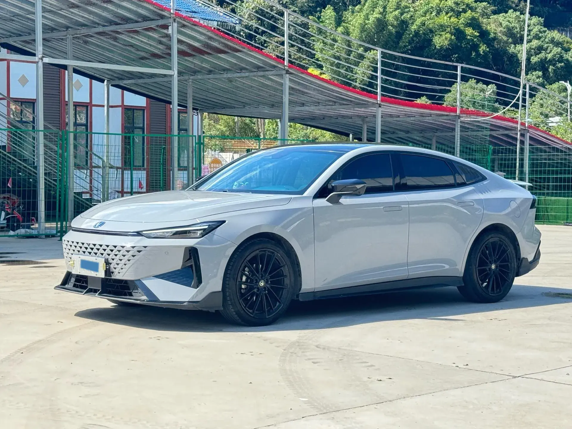 2023 CHANGAN UNI-V view 1