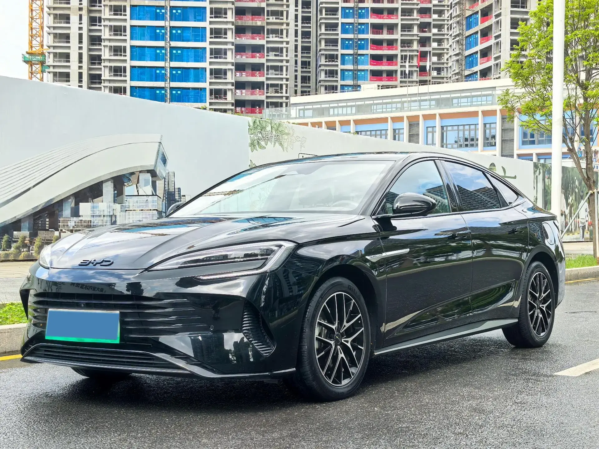 2023 BYD SEAL view 1