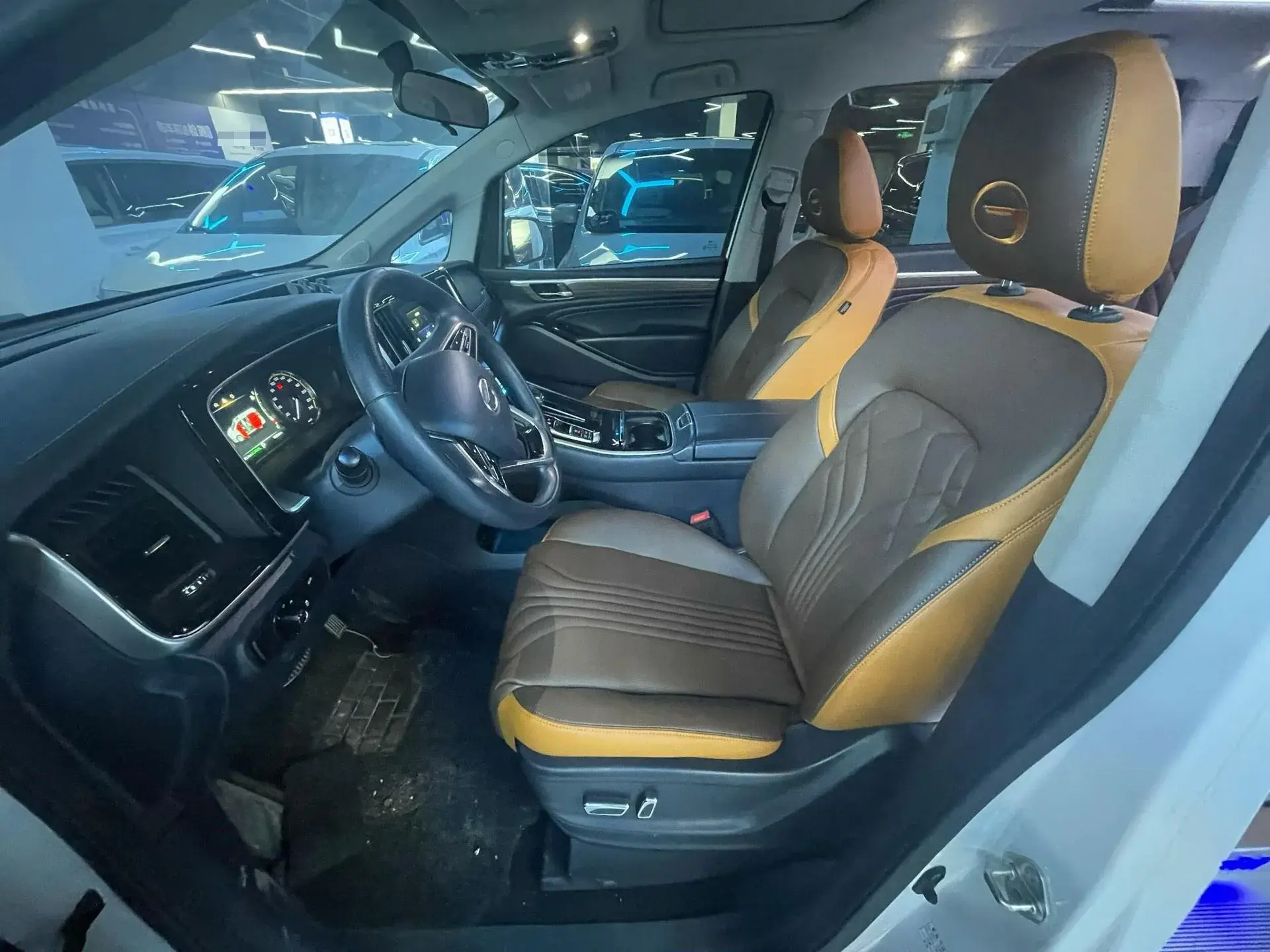 2021 GAC TRUMPCHI thumbnail 4