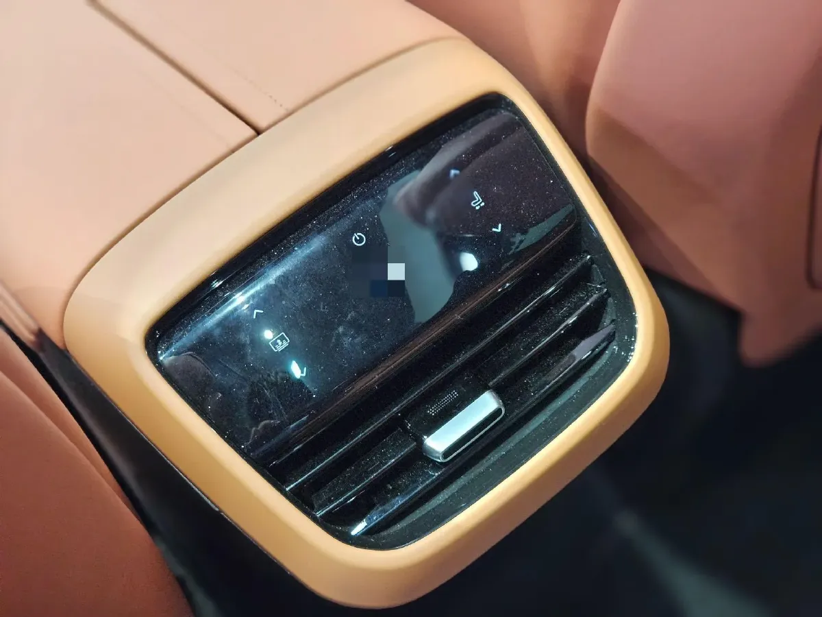 2024 Deepal S07 1.5L 95HP L4 REEV 31.73KWH,autocango,china used car exporter,china ev exporter,chinese used car exporter,chinese used ev exporter