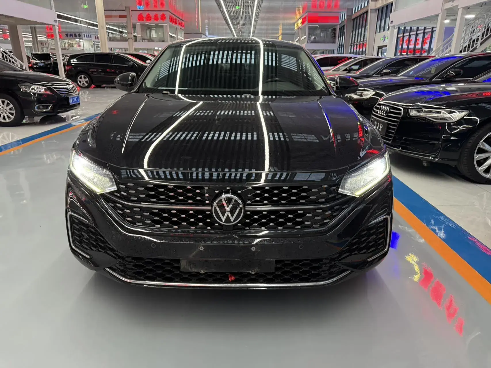 2022 VOLKSWAGEN PASSAT thumbnail 3
