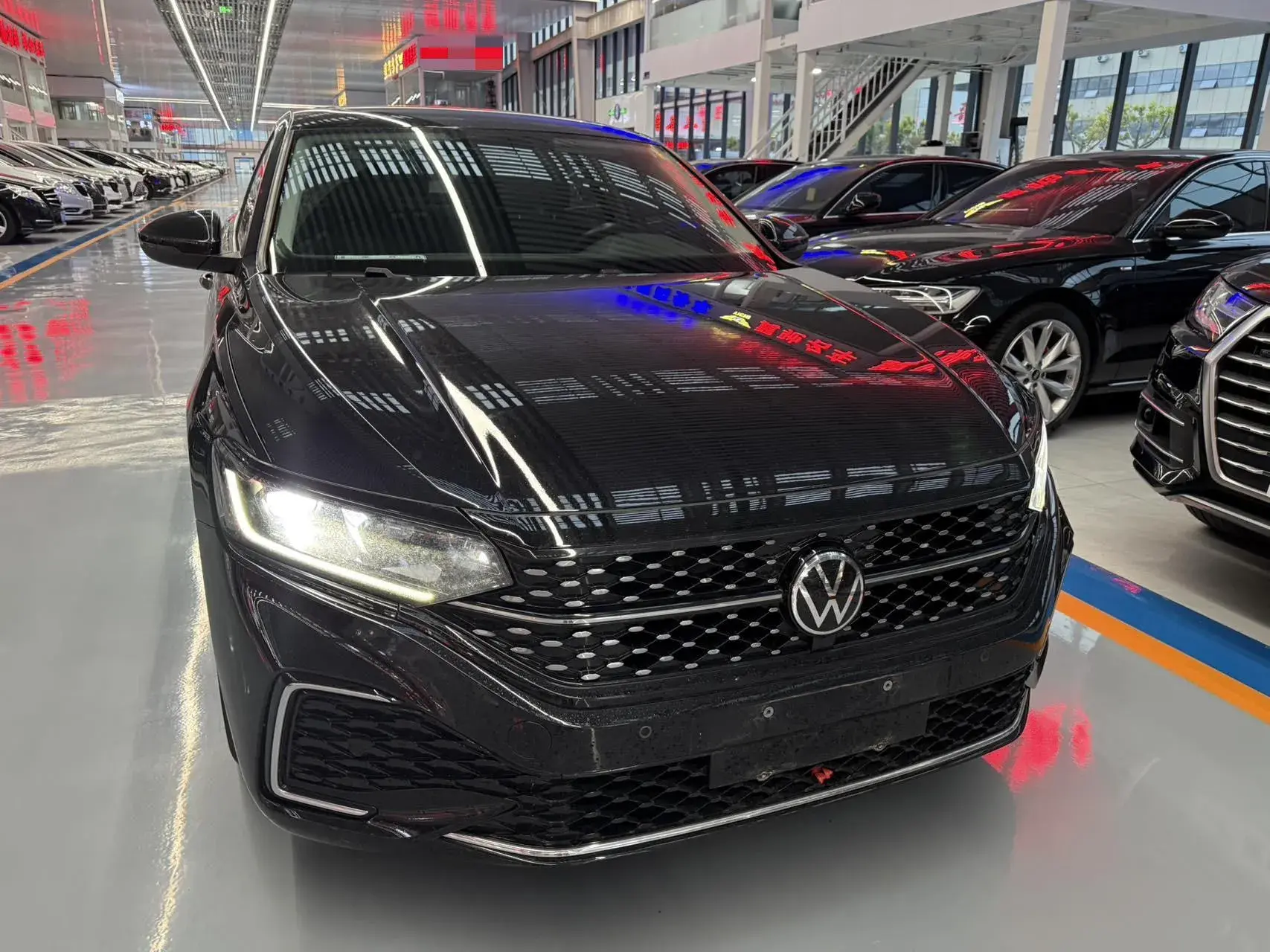 2022 VOLKSWAGEN PASSAT thumbnail 2