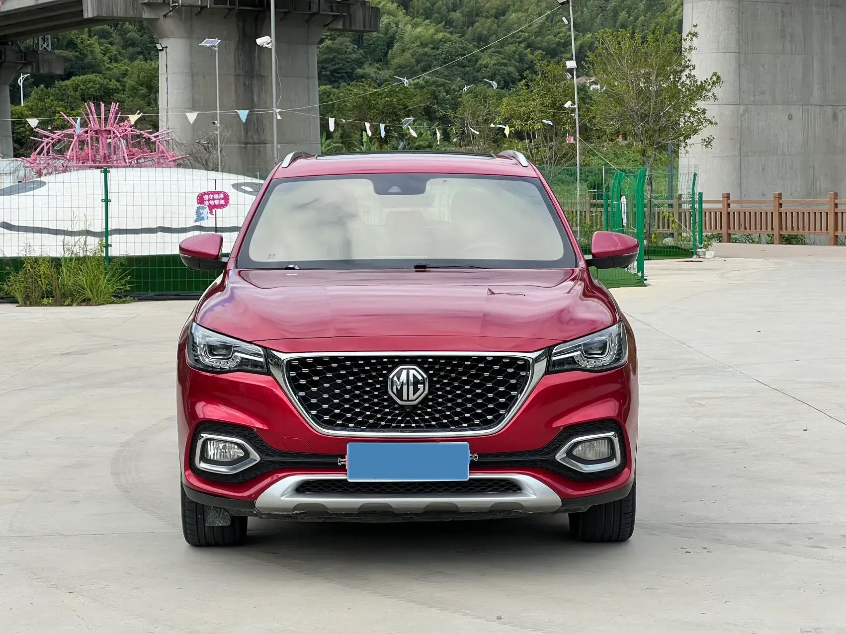 2019 MG HS thumbnail 2