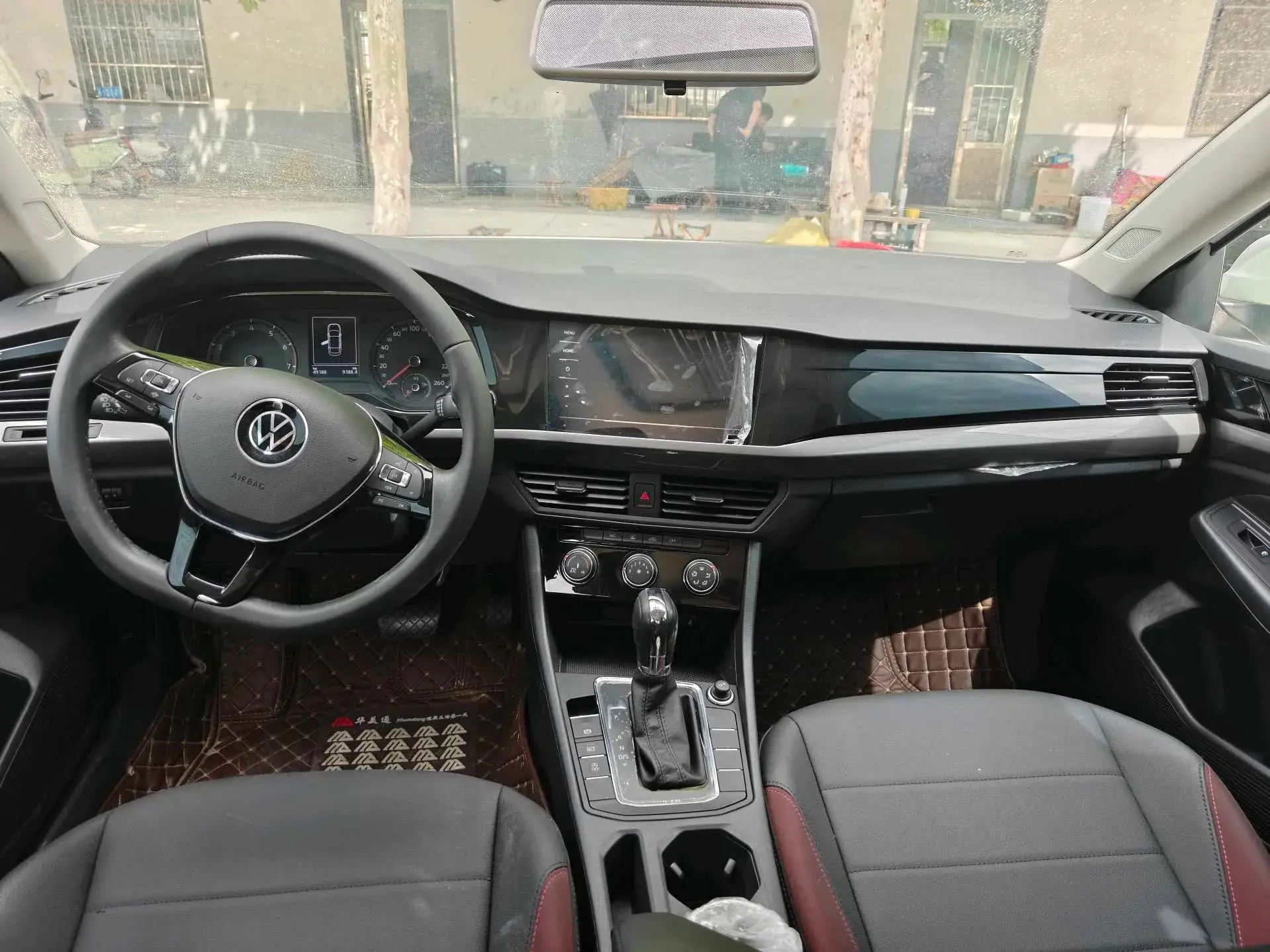 2021 VOLKSWAGEN BORA thumbnail 4