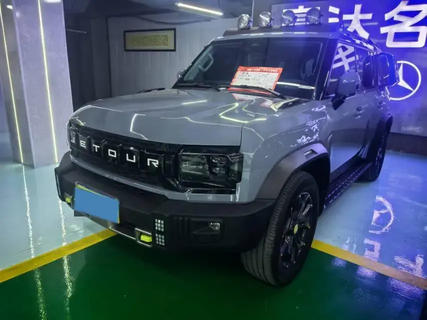 2023 JETOUR TRAVELLER view 1