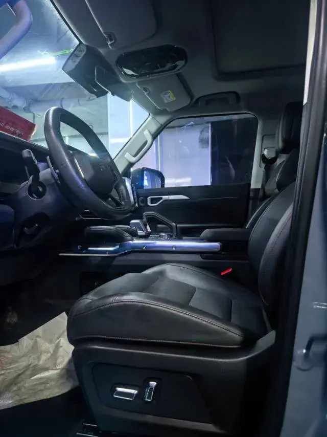 2023 JETOUR TRAVELLER thumbnail 2