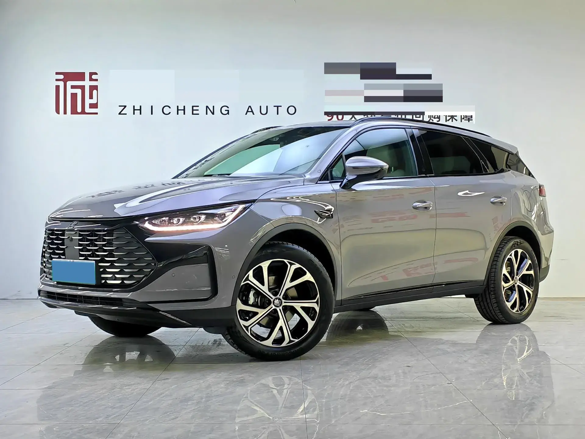 2025 BYD TANG view 1